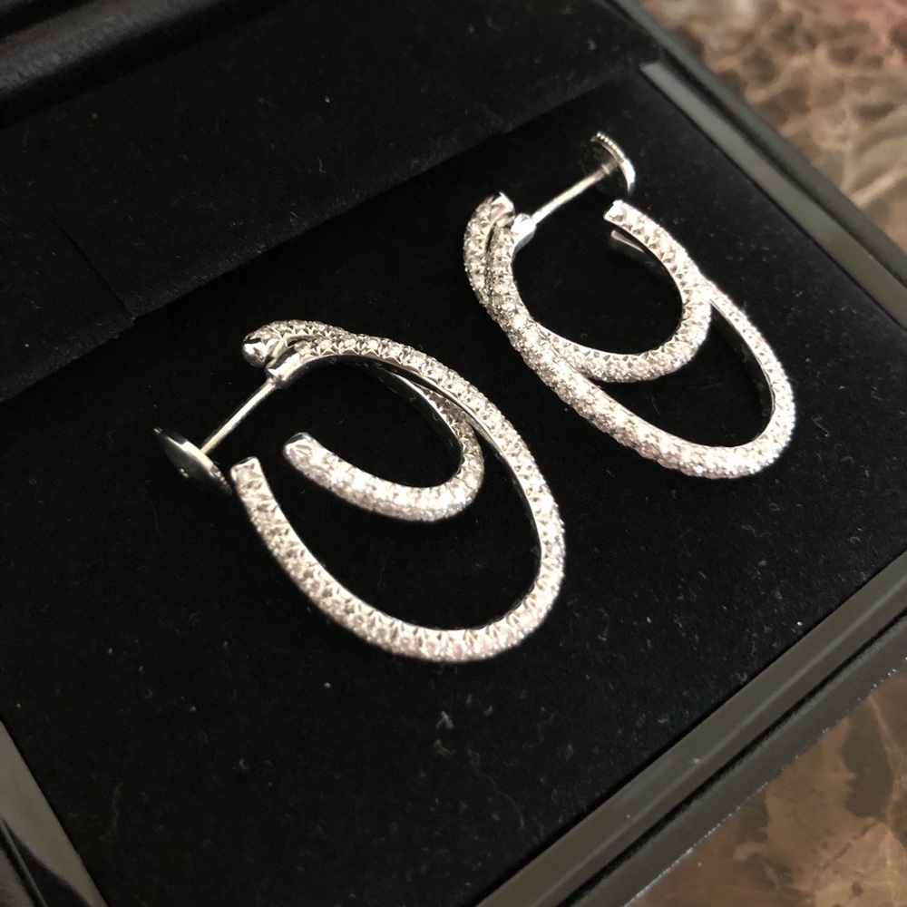 Piaget Collector Diamond Earrings
